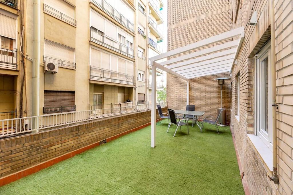 Precioso Piso Con Terraza En Centro De Granada Apartment Exterior photo